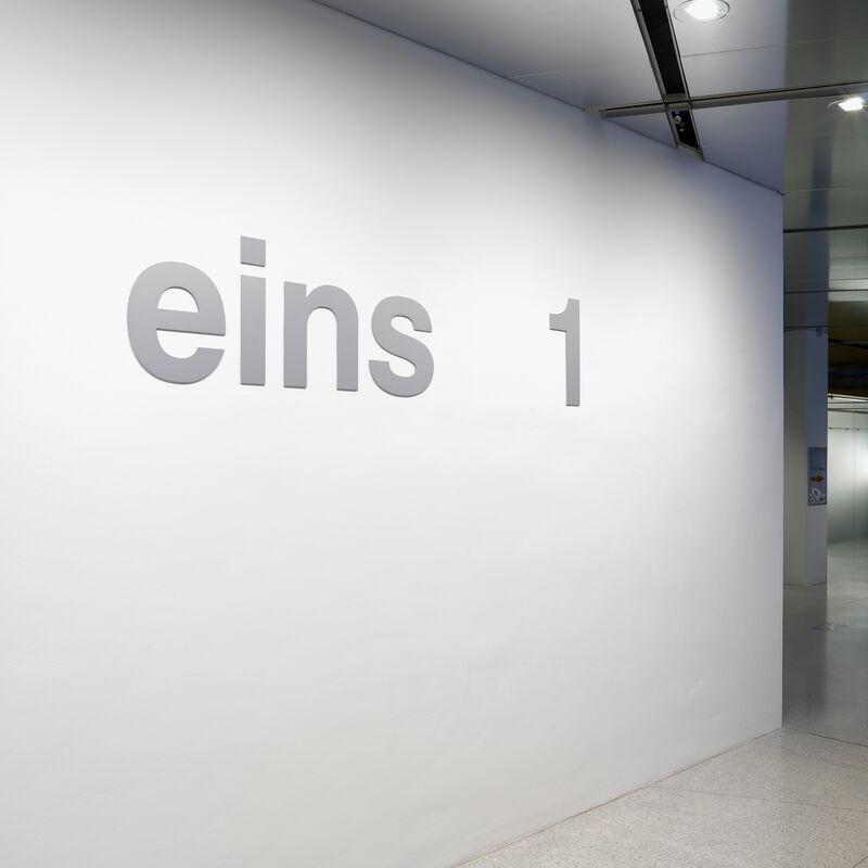 eins 1